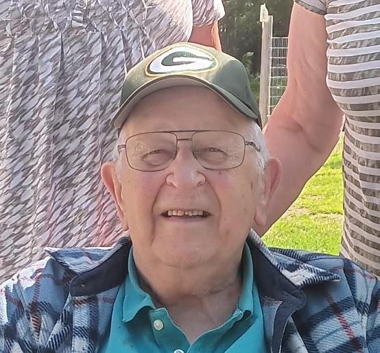 Roger R. Krueger,  90, Park Falls